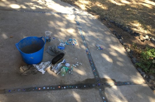 gems with cement tub